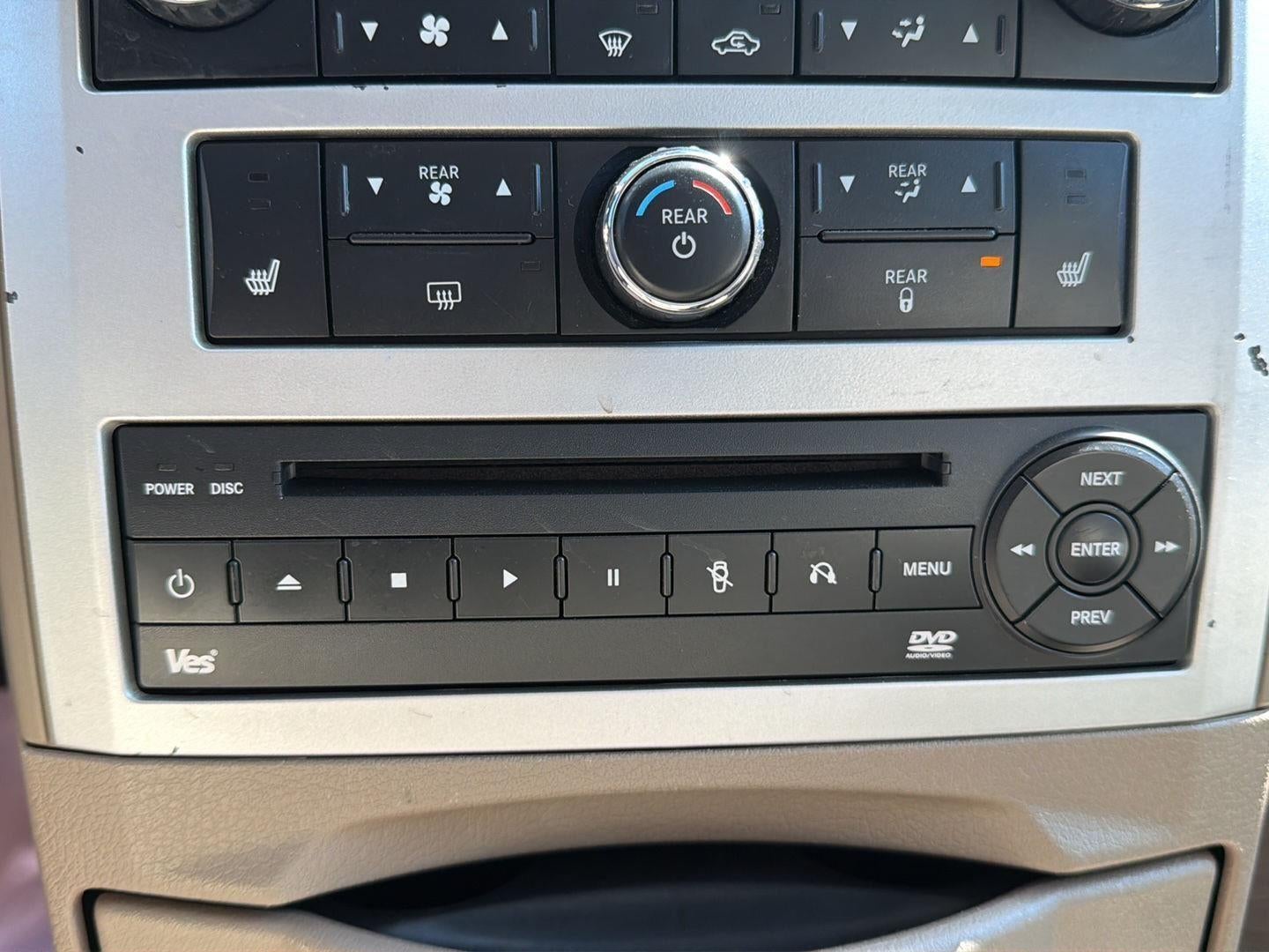 2010 Chrysler Town & Country Limited