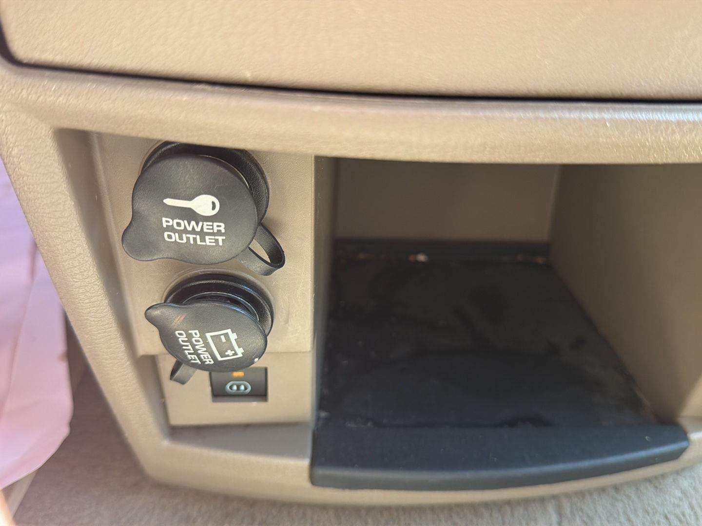 2010 Chrysler Town & Country Limited