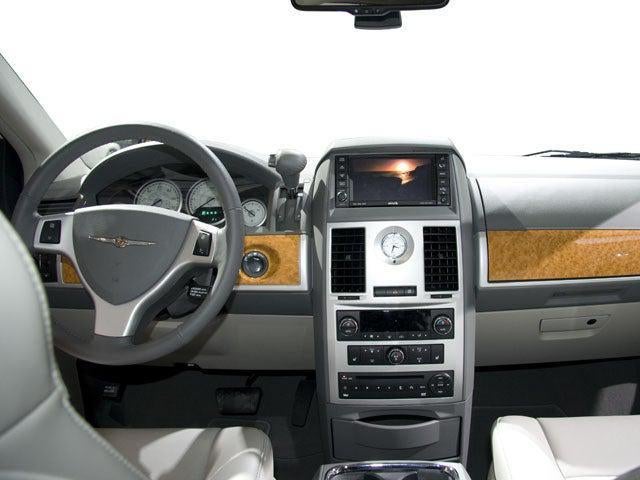 2010 Chrysler Town & Country Limited