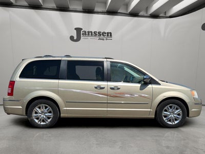 2010 Chrysler Town & Country Limited