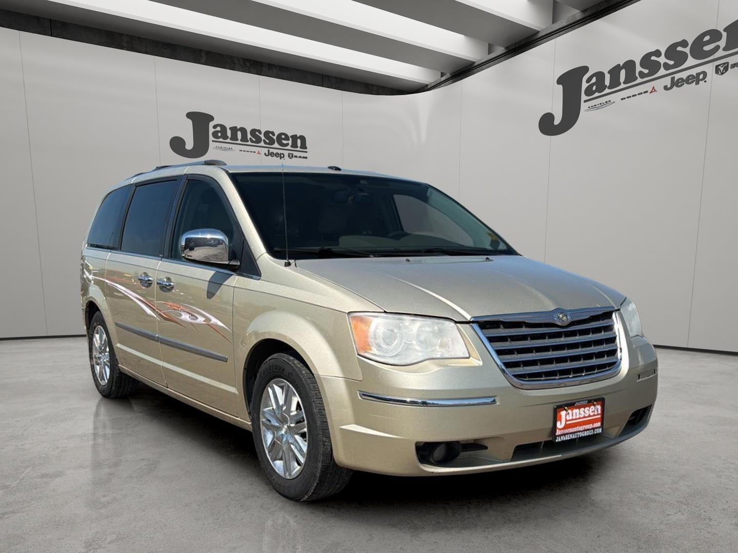 2010 Chrysler Town & Country Limited