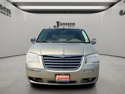 2010 Chrysler Town & Country Limited