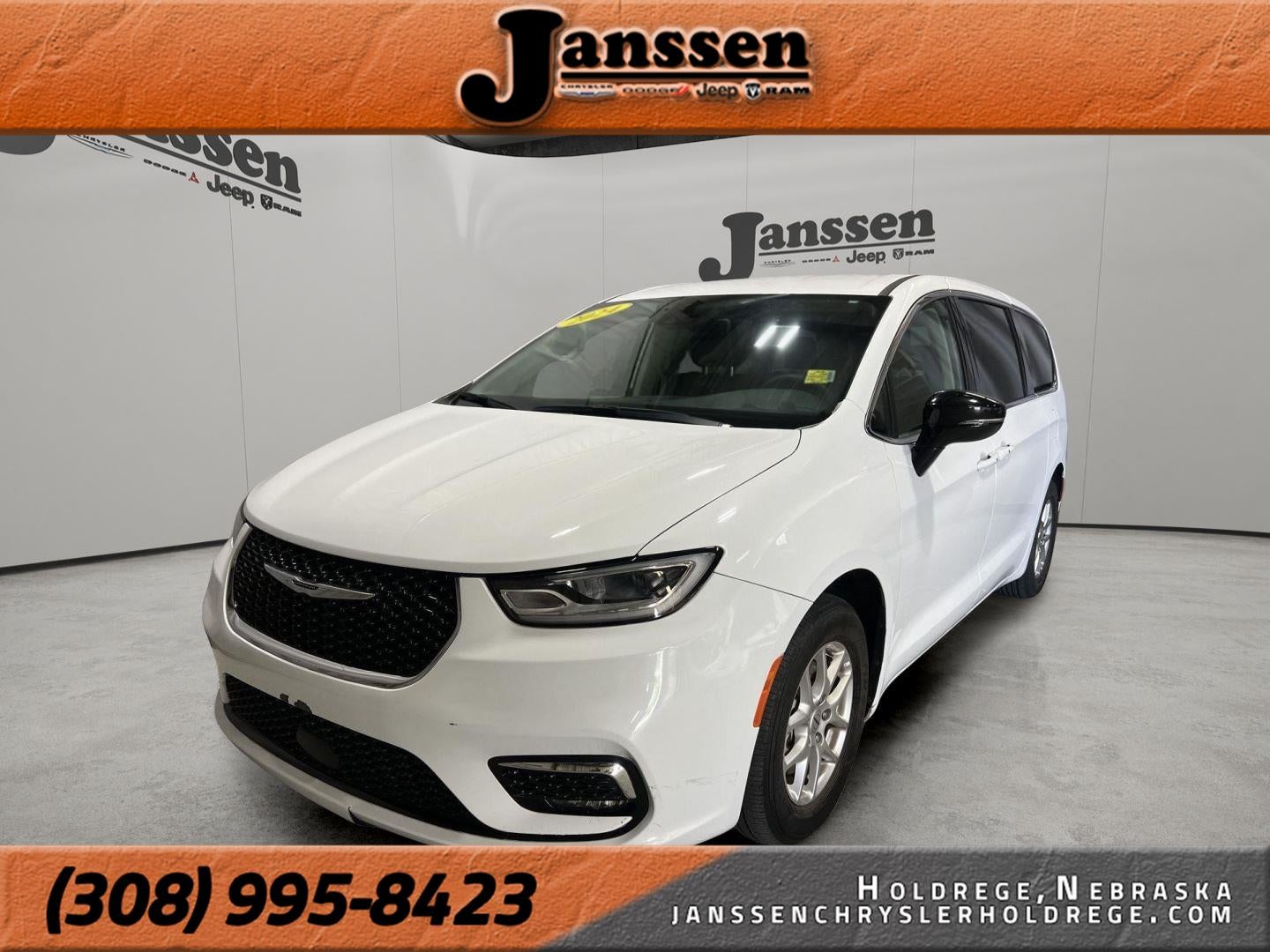 2024 Chrysler Pacifica Touring L