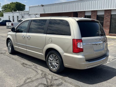 2014 Chrysler Town & Country Touring-L