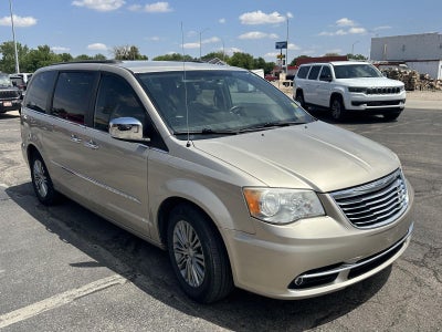2014 Chrysler Town & Country Touring-L