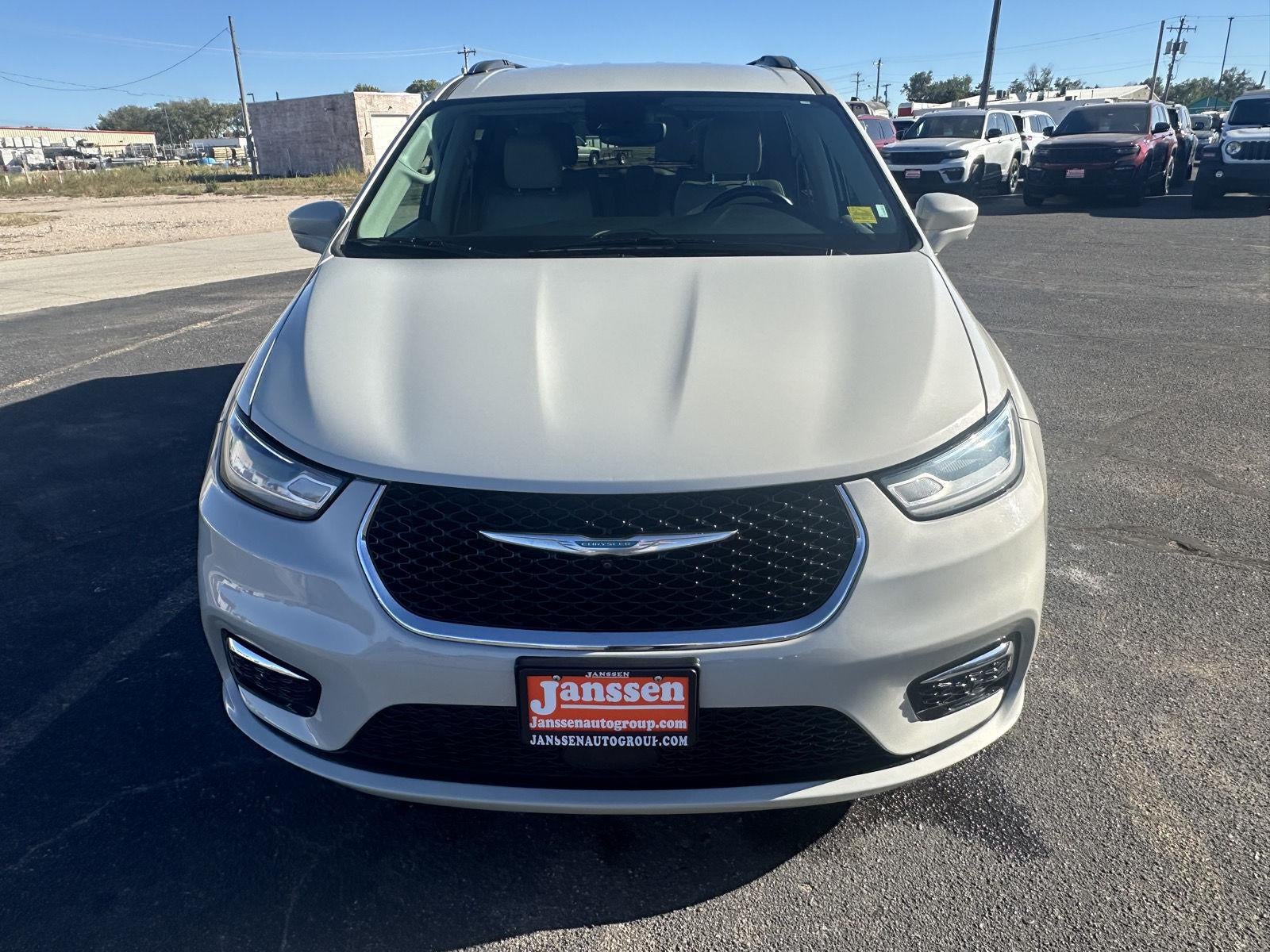 2021 Chrysler Pacifica Hybrid Touring L