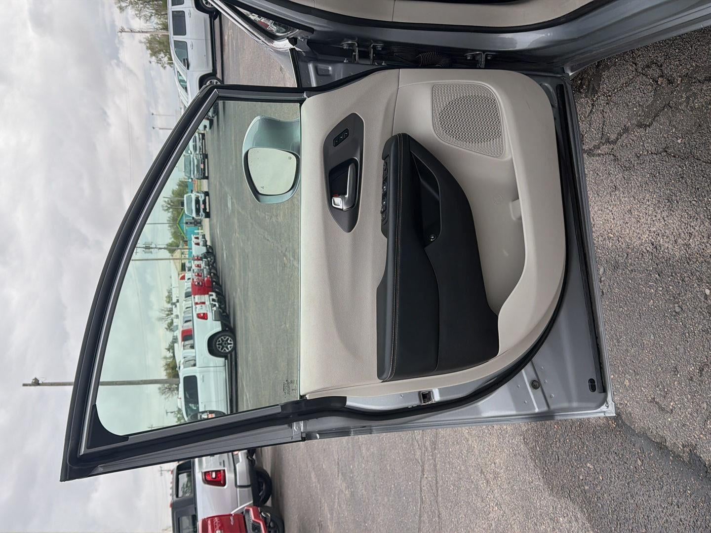 2021 Chrysler Pacifica Hybrid Touring L