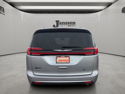 2021 Chrysler Pacifica Hybrid Touring L