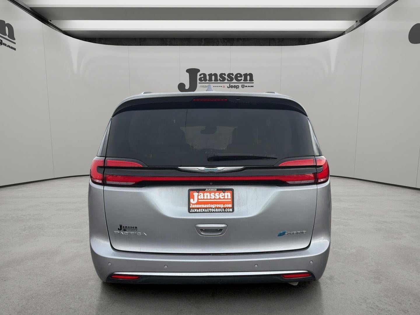 2021 Chrysler Pacifica Hybrid Touring L