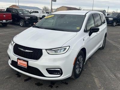 2024 Chrysler Pacifica Hybrid Select