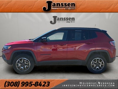 2025 Jeep Compass Trailhawk