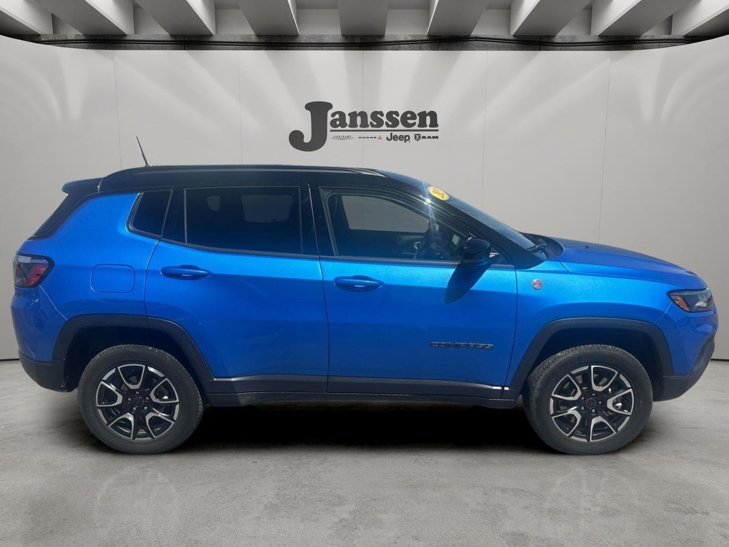 2025 Jeep Compass Trailhawk