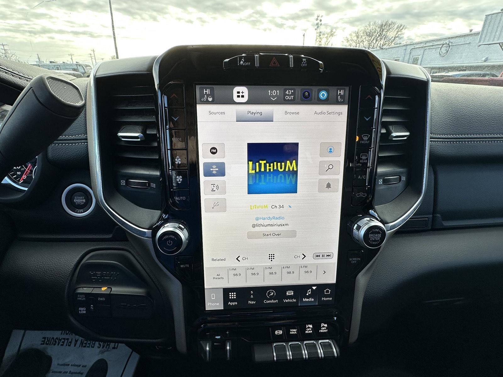 2024 RAM 2500 Laramie