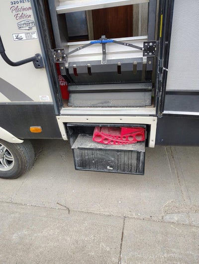 2015 FOREST RIVER SABRE Base