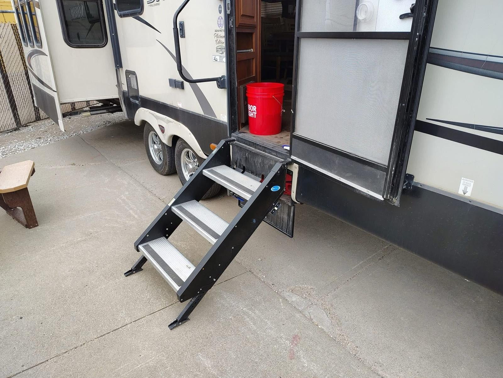 2015 FOREST RIVER SABRE Base