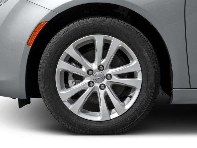 2016 Chrysler 200 Base