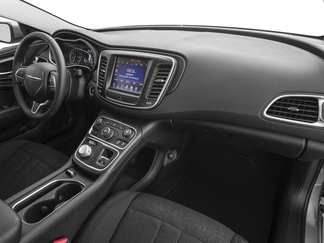 2016 Chrysler 200 Base