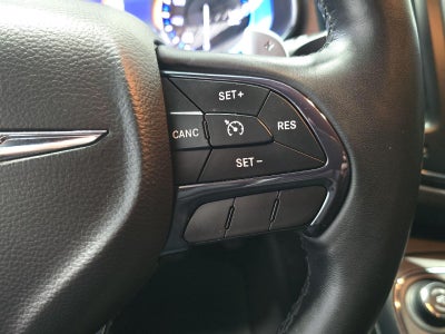 2016 Chrysler 200 Base