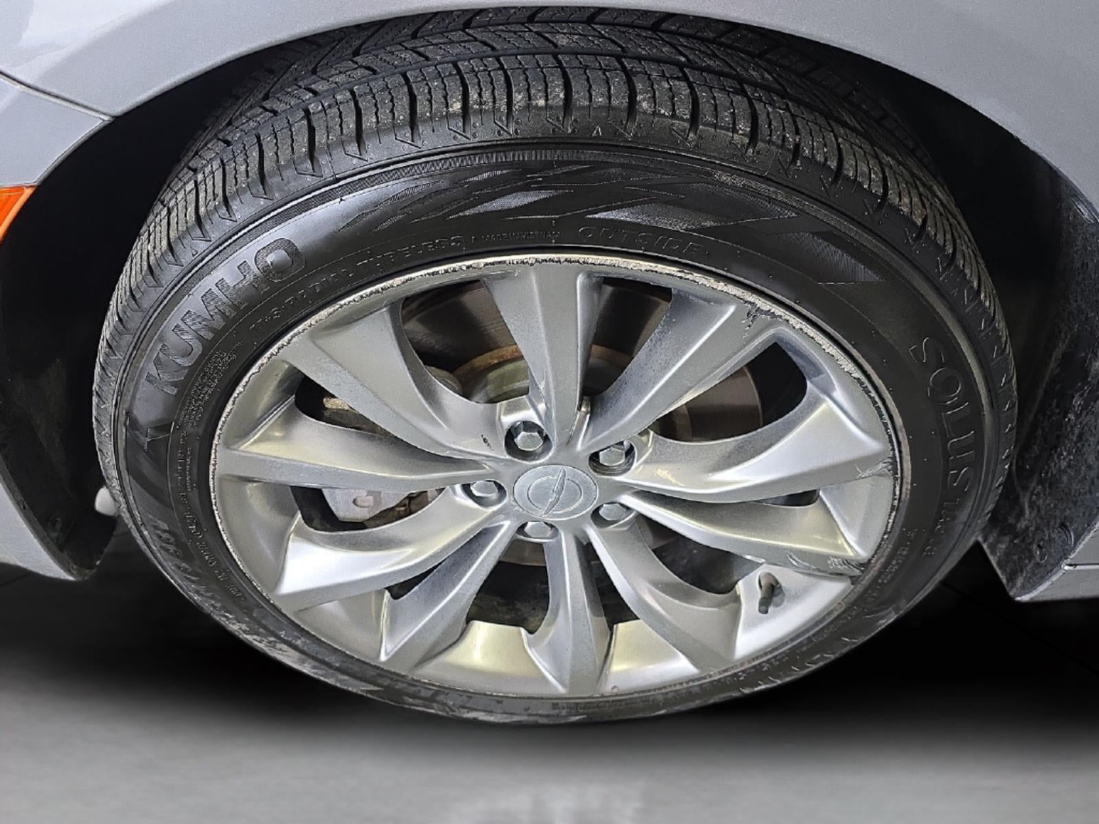 2016 Chrysler 200 S