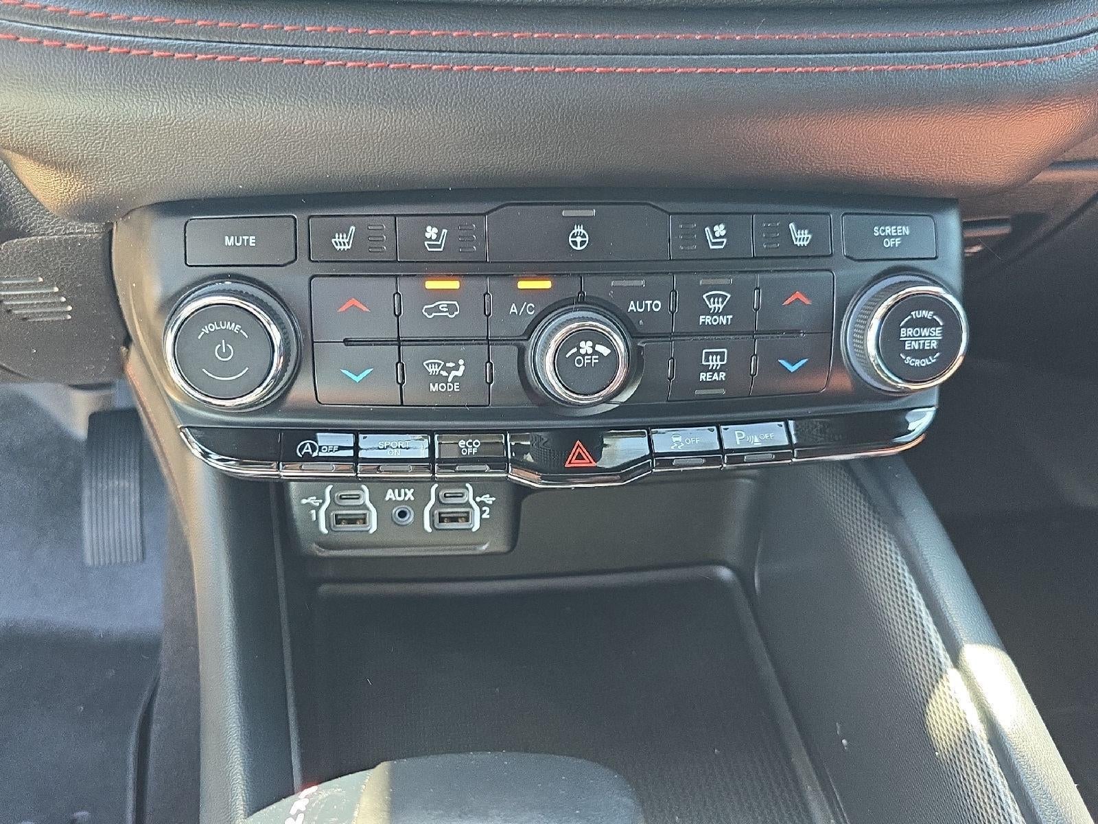 2023 Dodge DURANGO Base