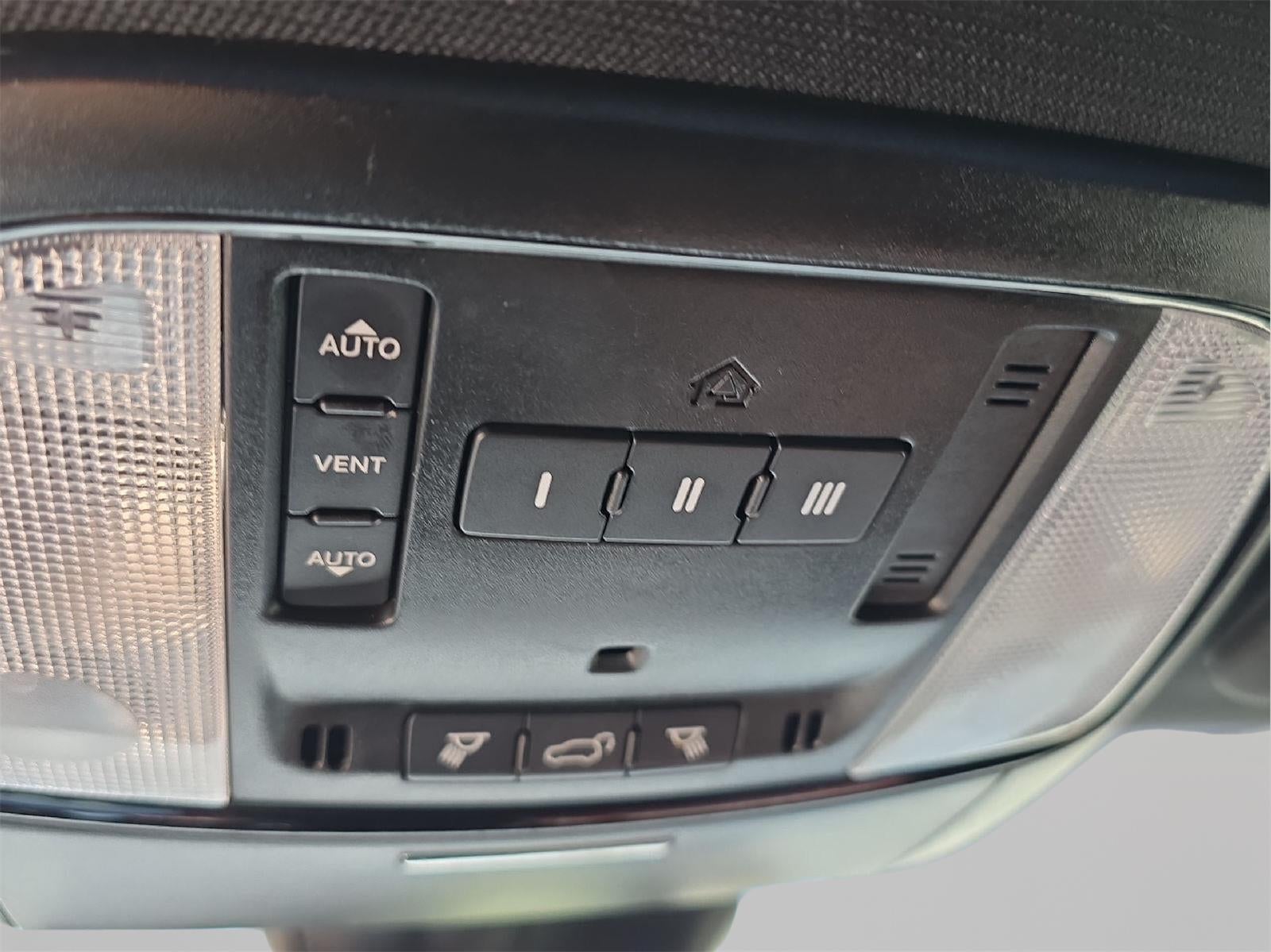 2023 Dodge DURANGO Base