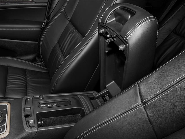 2014 Jeep GRAND CHEROKEE Base