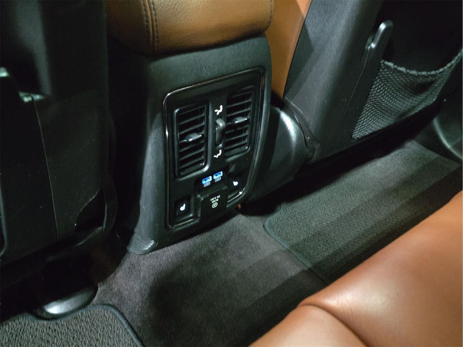 2016 Jeep GRAND CHEROKEE Base