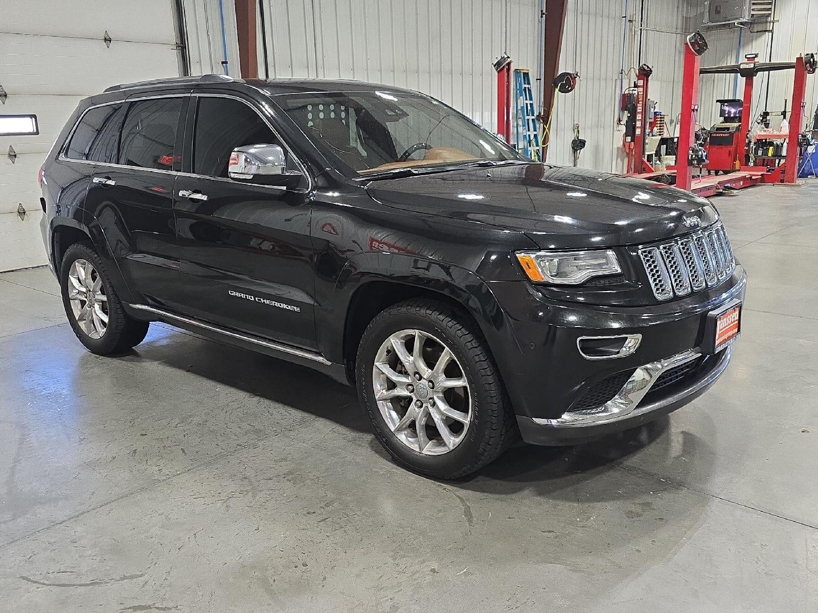 2016 Jeep GRAND CHEROKEE Base