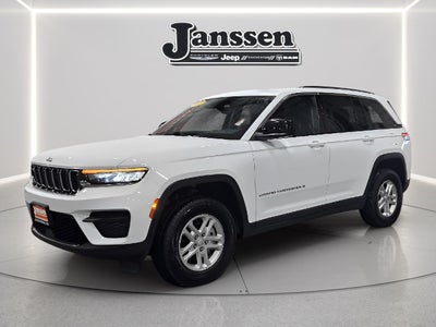 2023 Jeep Grand Cherokee Laredo
