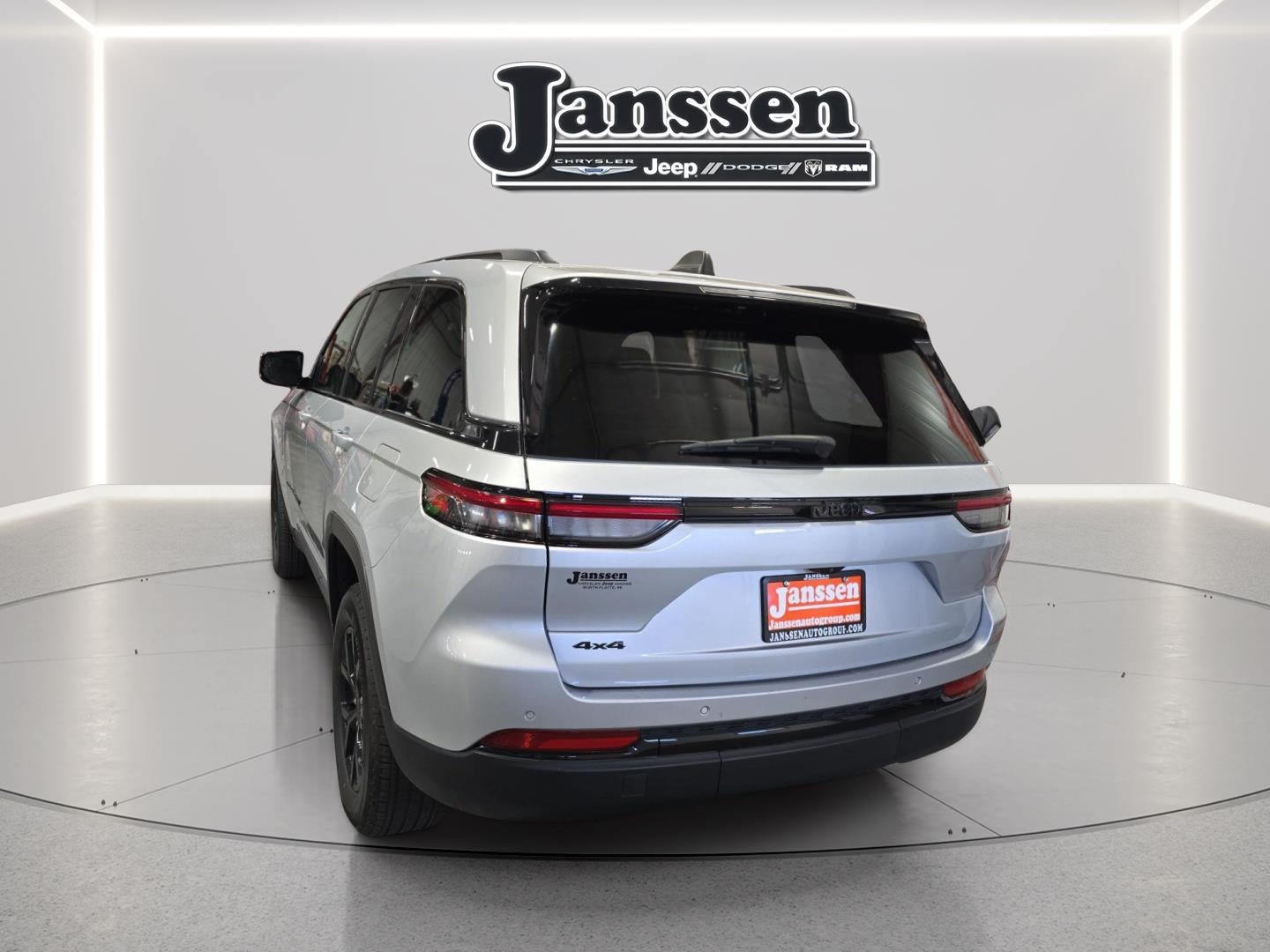 2024 Jeep Grand Cherokee Altitude