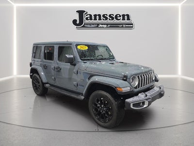 2025 Jeep Wrangler 4xe Sahara