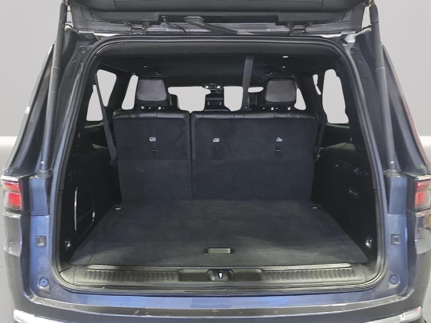 2023 Jeep Wagoneer L Series II