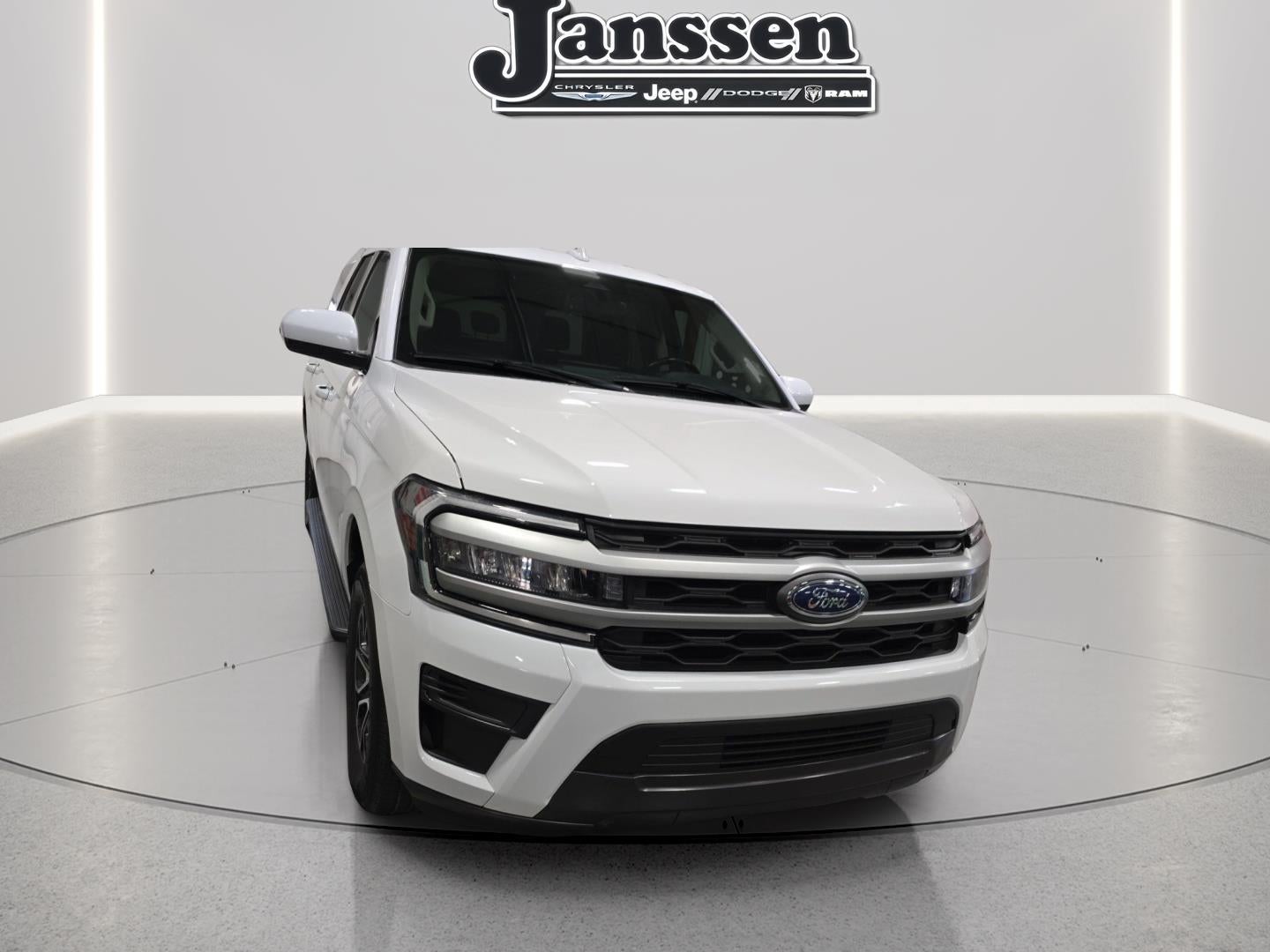 2024 Ford Expedition Max XLT