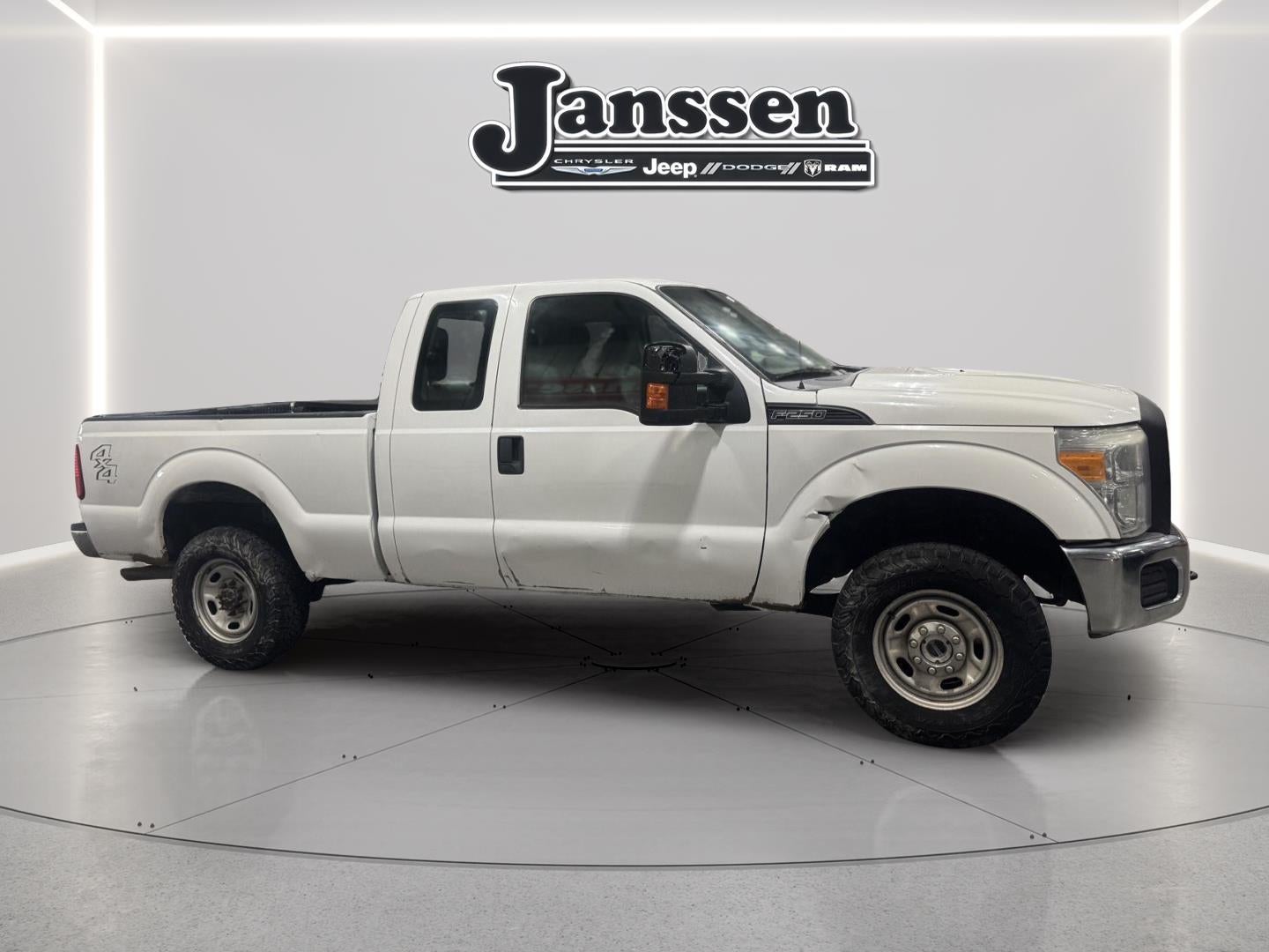 2015 Ford Super Duty F-250 SRW XL