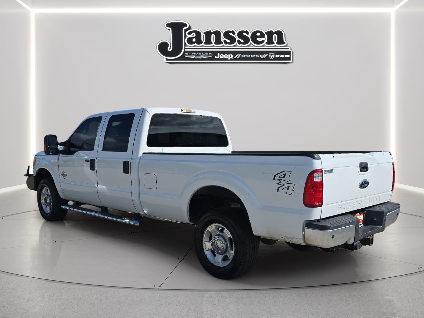 2015 Ford Super Duty F-350 SRW XLT