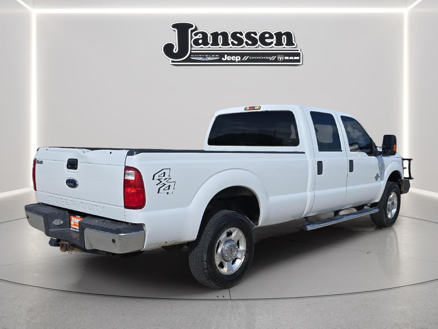 2015 Ford Super Duty F-350 SRW XLT