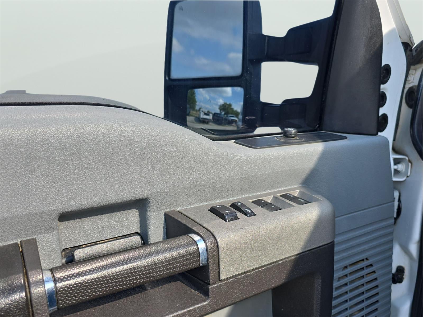 2015 Ford Super Duty F-350 SRW XLT
