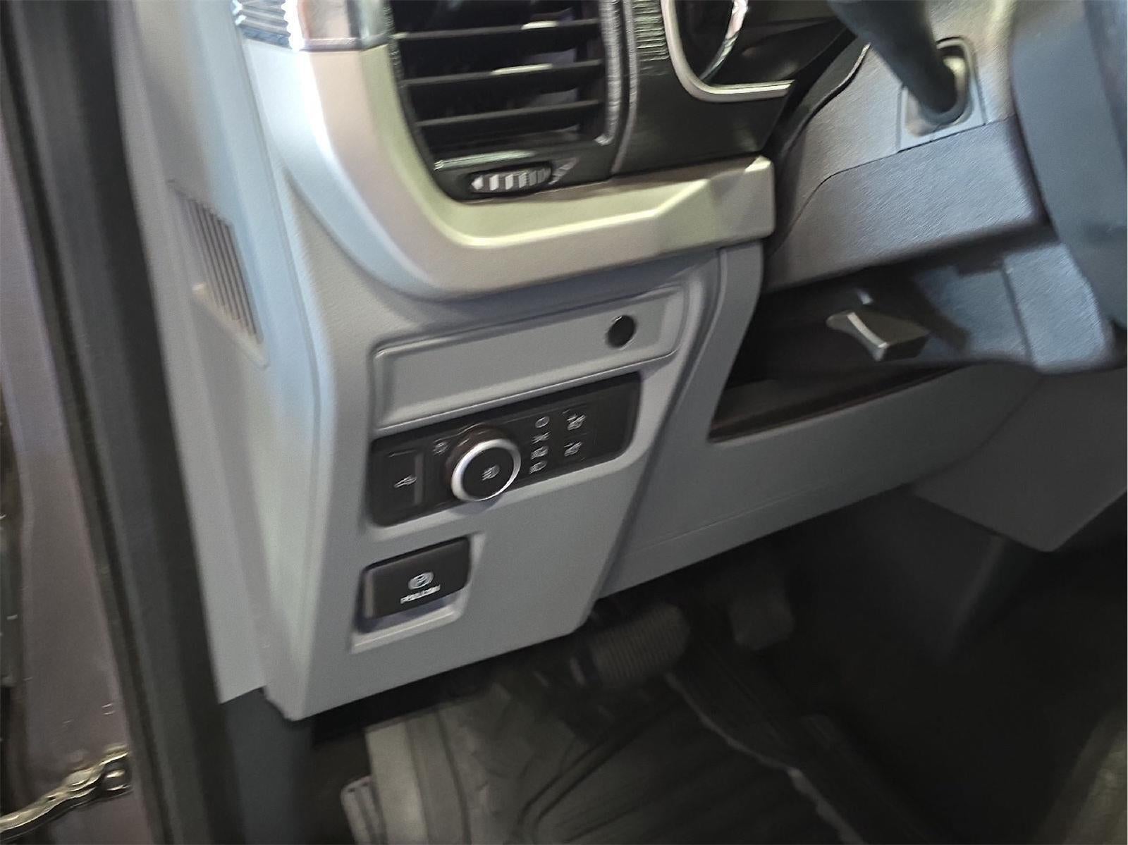 2021 Ford F-150 Base