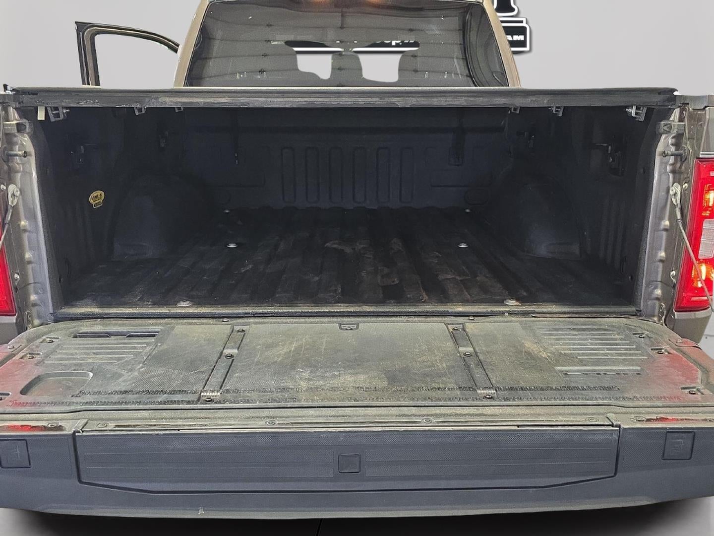 2021 Ford F-150 Base