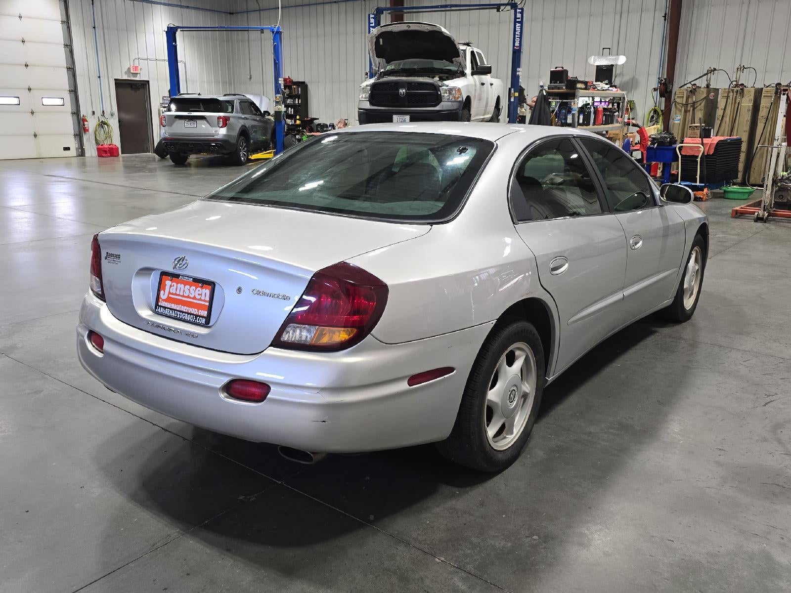 2001 Oldsmobile Aurora 4.0