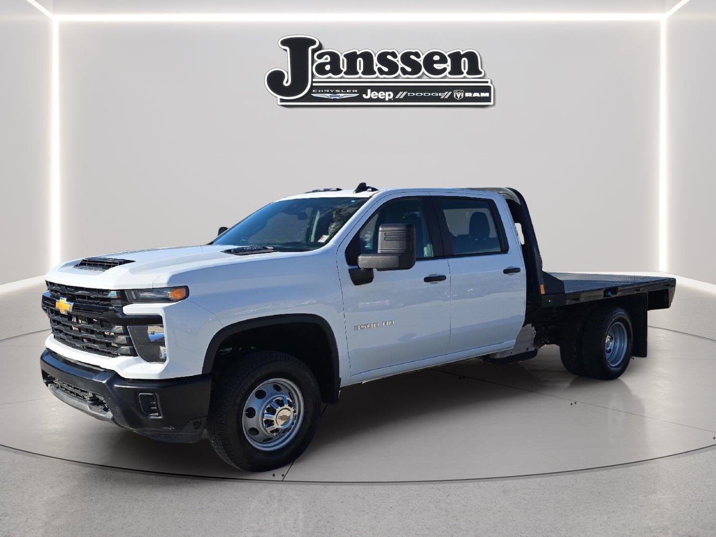 2025 Chevrolet Silverado 3500 Chassis Cab