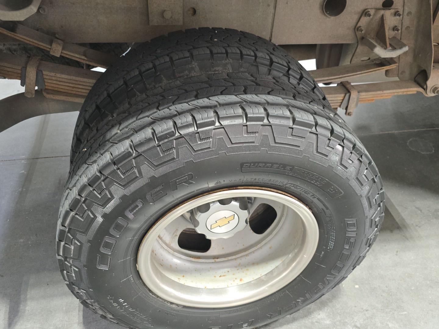 2003 Chevrolet Silverado 3500 LS