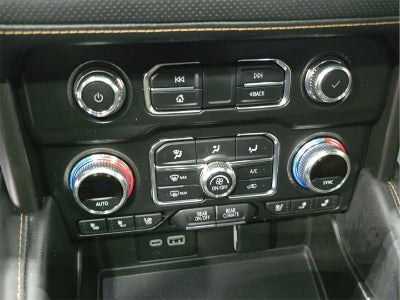 2024 GMC Yukon XL AT4