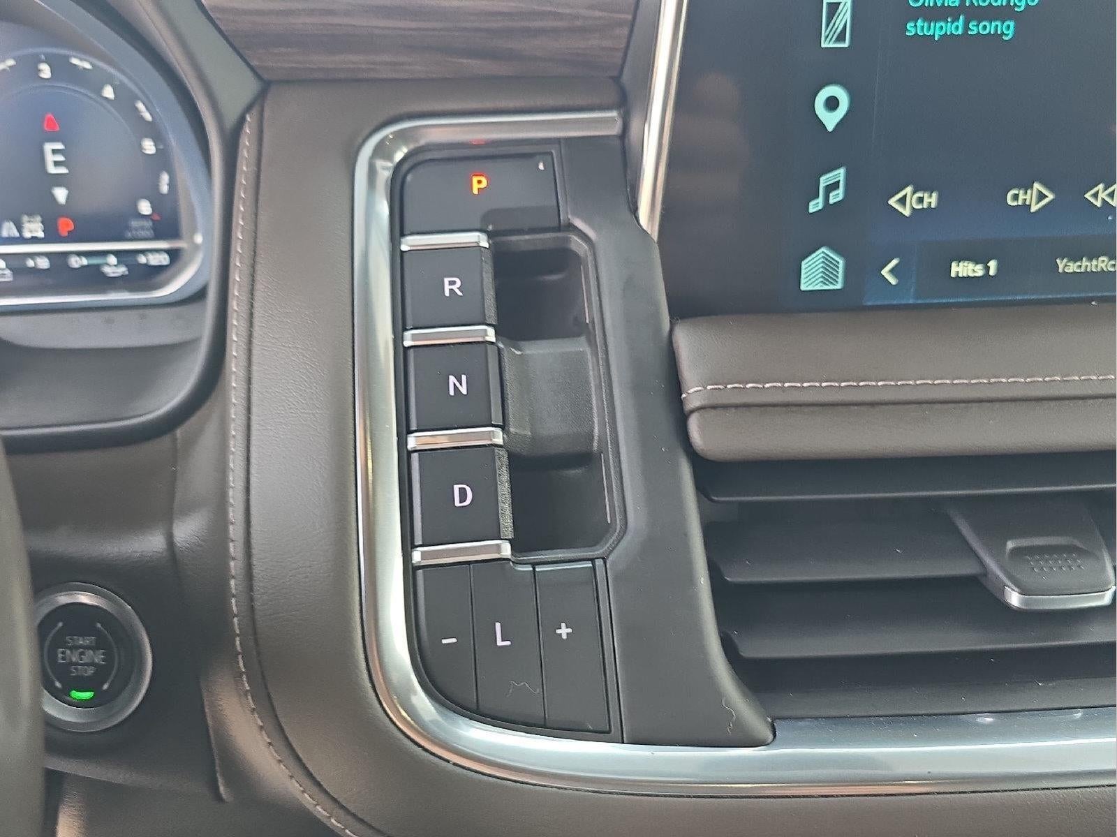 2022 Chevrolet Suburban LT