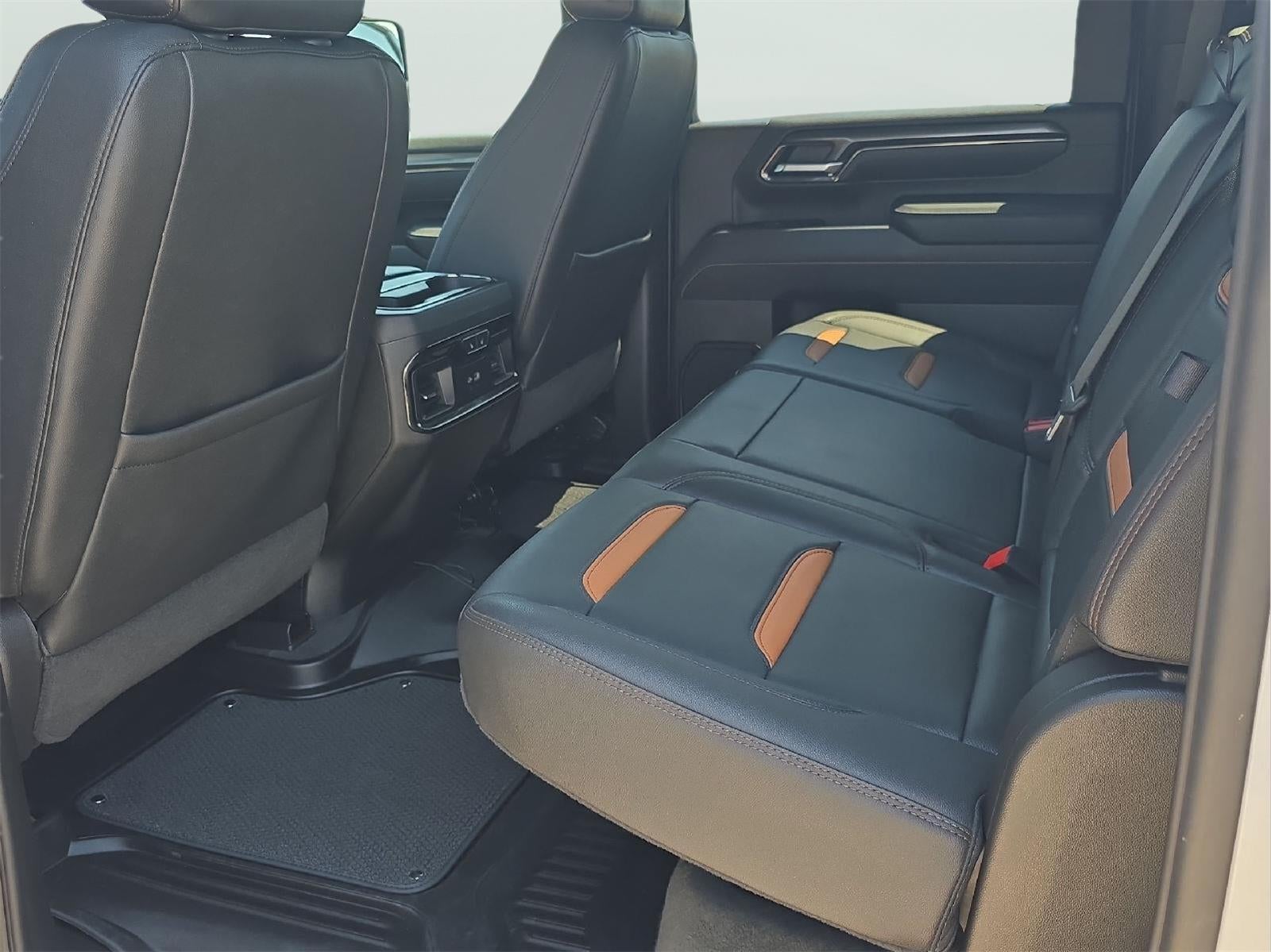 2025 GMC Sierra 2500HD AT4