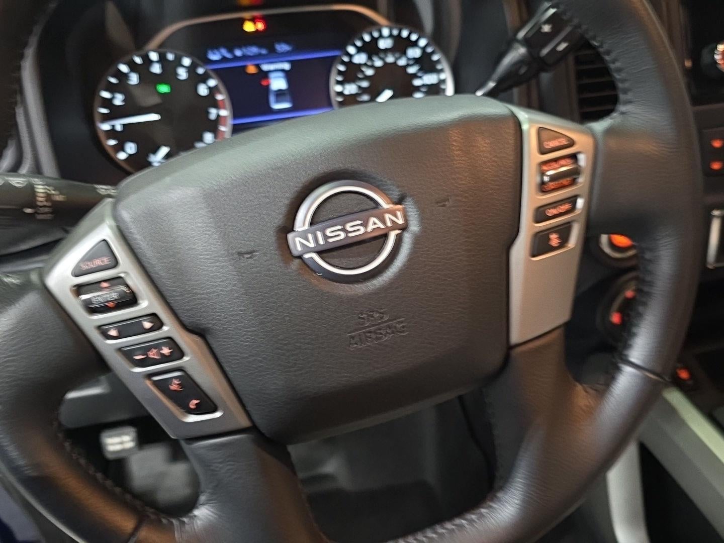 2023 Nissan Titan SV