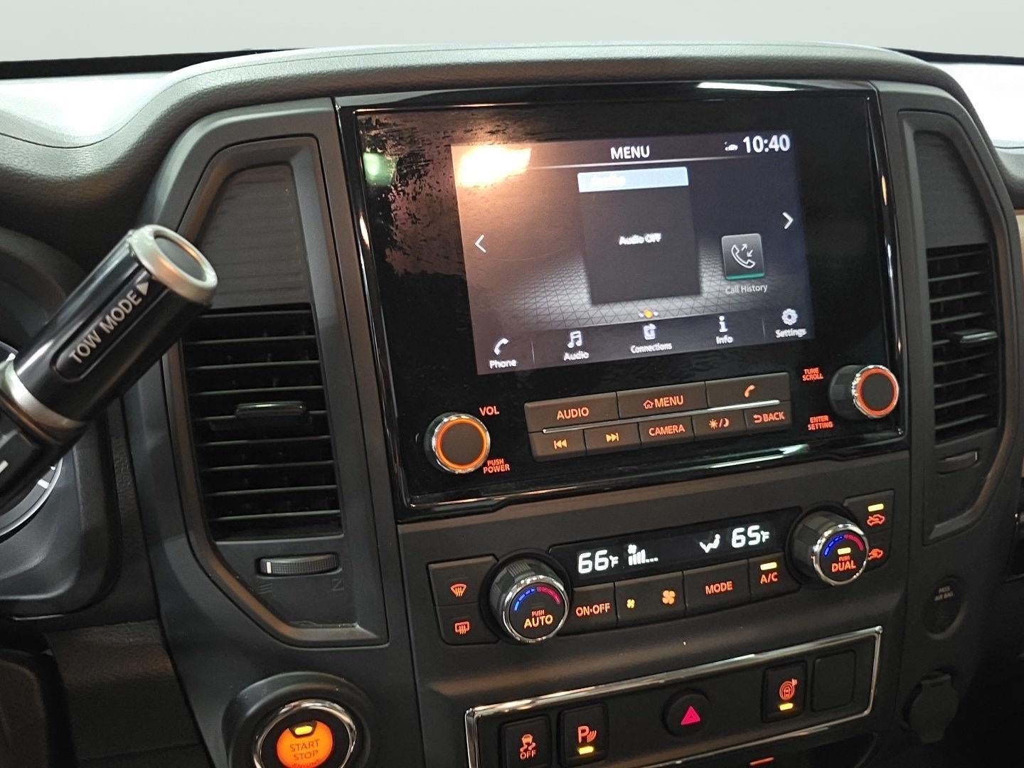 2023 Nissan Titan SV