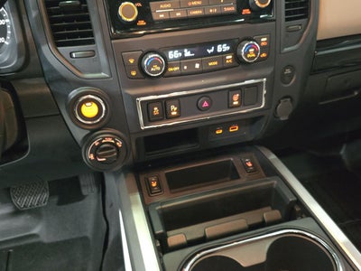 2023 Nissan Titan SV