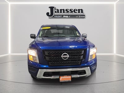 2023 Nissan Titan SV