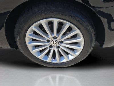 2016 Volkswagen Passat 1.8T SE